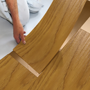 Piso Vinílico Autoadesivo Marrom – Instalação Fácil e Design Sofisticado